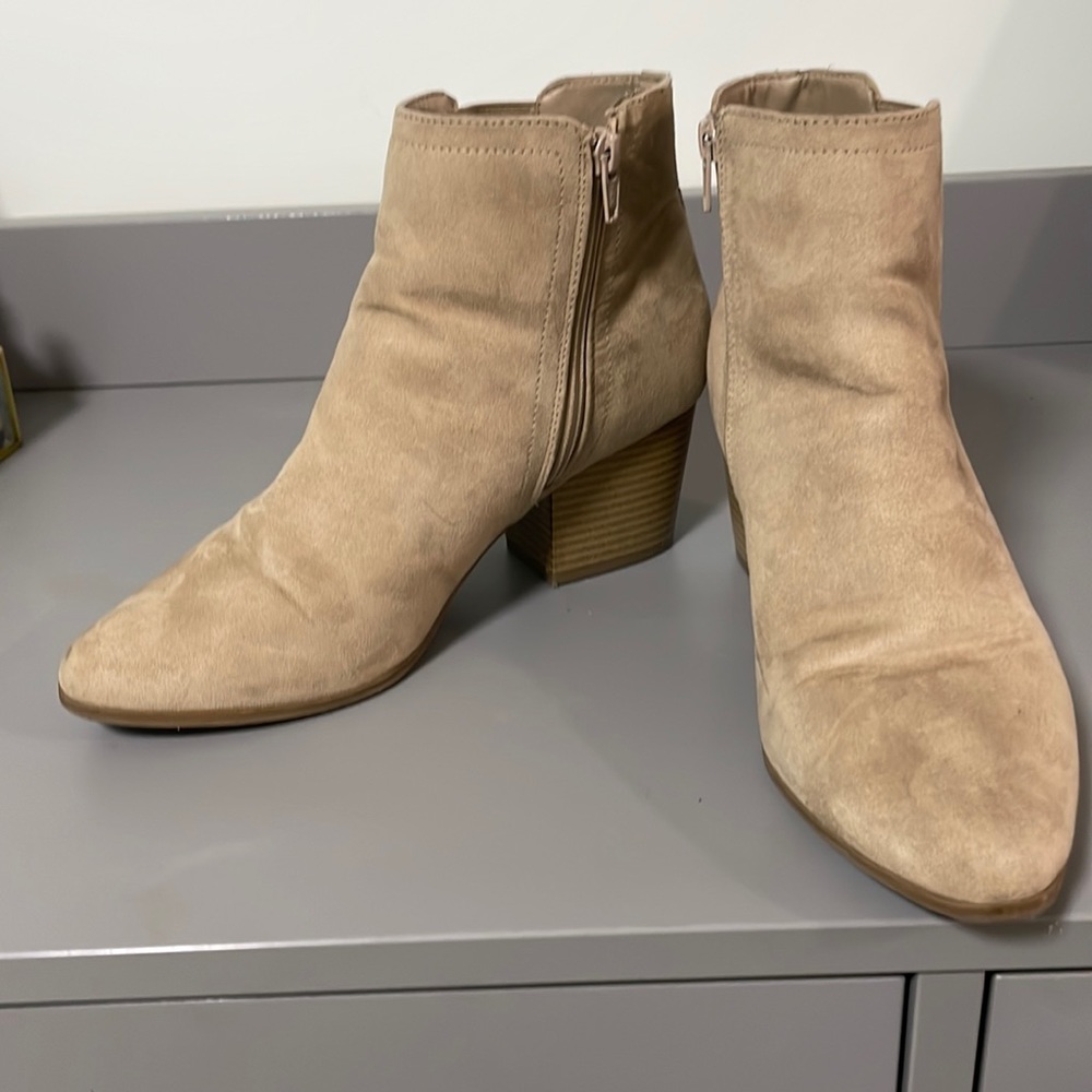 Women’s Sand Booties